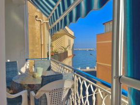 Frontemare da Anna Giardini Naxos